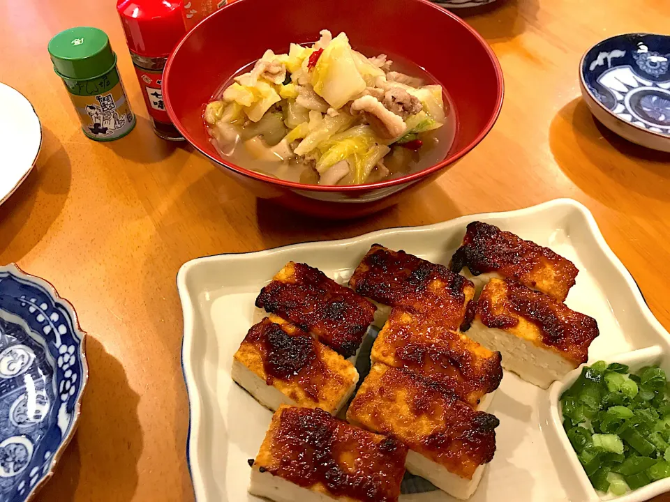 今日の晩酌あては、焼き豆腐の田楽と、白菜と豚肉の炊いたん|Nawaさん