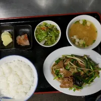 レバニラ定食　　￥850|toshiさん