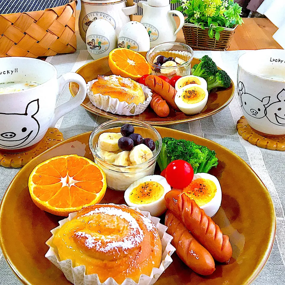 Snapdishの料理写真:オレンジクリームチーズパン🍊🧀🍞🥖|mou mouさん