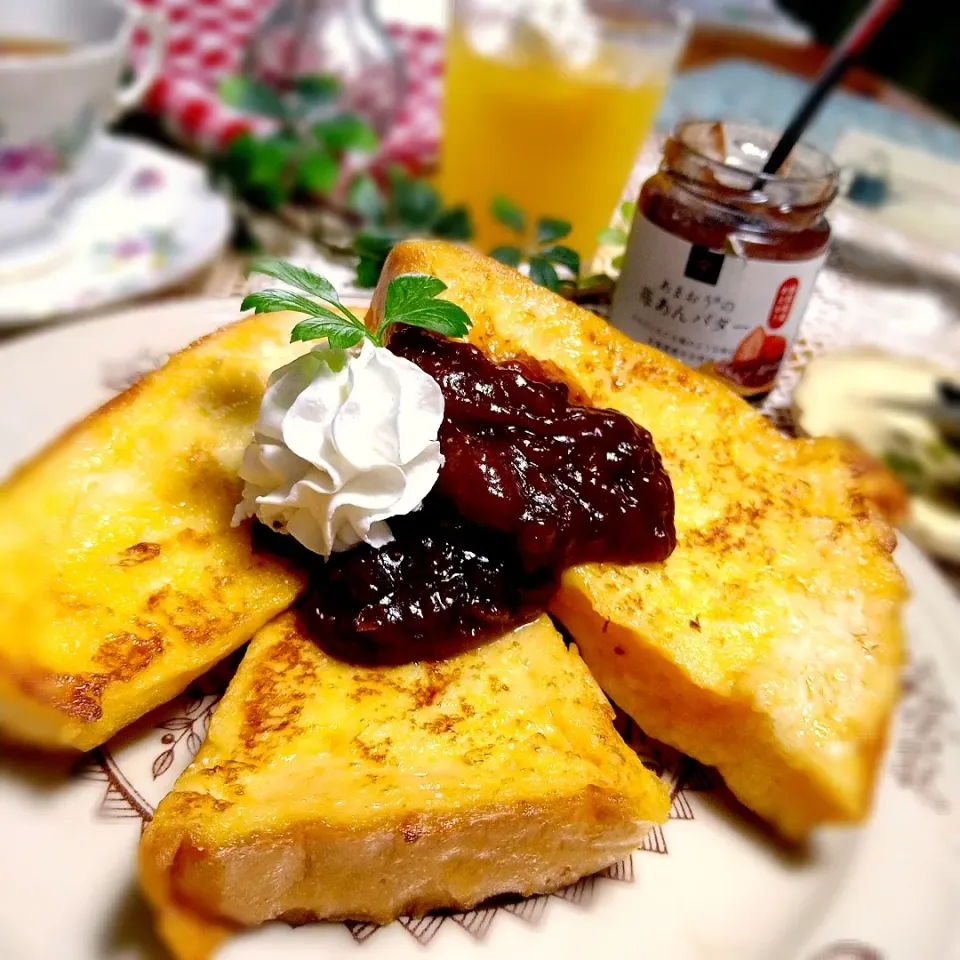 フレンチトースト💛
あまおうの苺あんバター添え🌿|とまと🍅さん