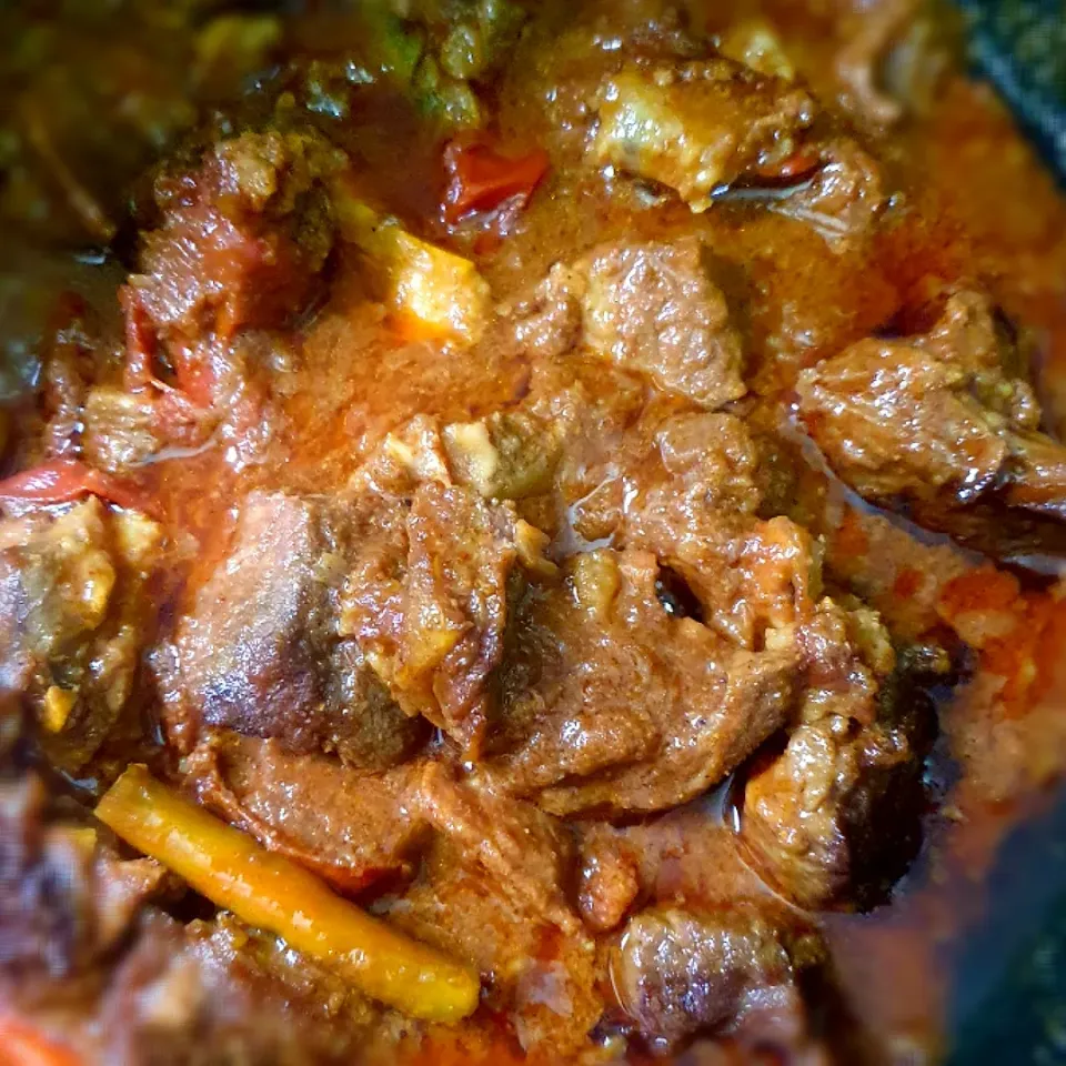 Beef curry with tomato ❤️|Sabrina R.さん