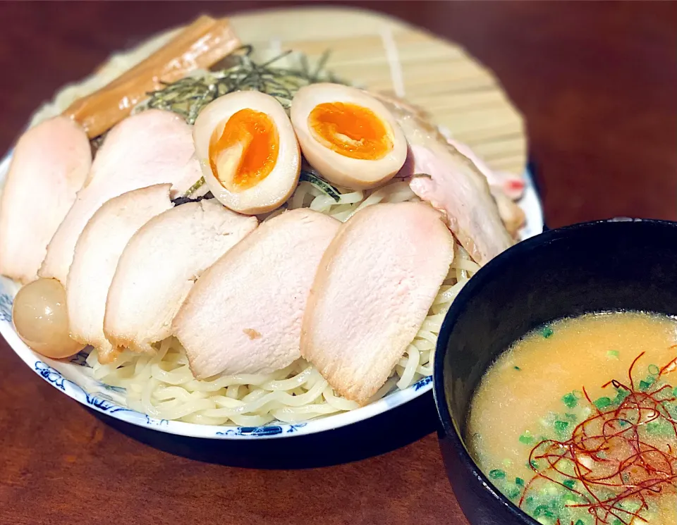 Snapdishの料理写真:鶏白湯つけ麺🍜|にゃあ（芸名）さん