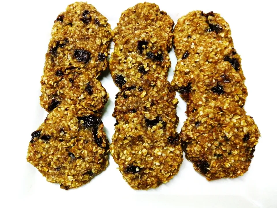 mira's dish Chocolate Oatmeal Banana Cookies|miraさん