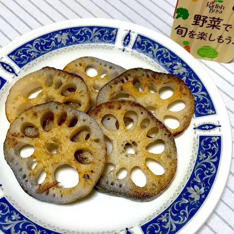 「れんこん」を使ってみたSnapdishの料理・レシピ写真:れんこんステーキ