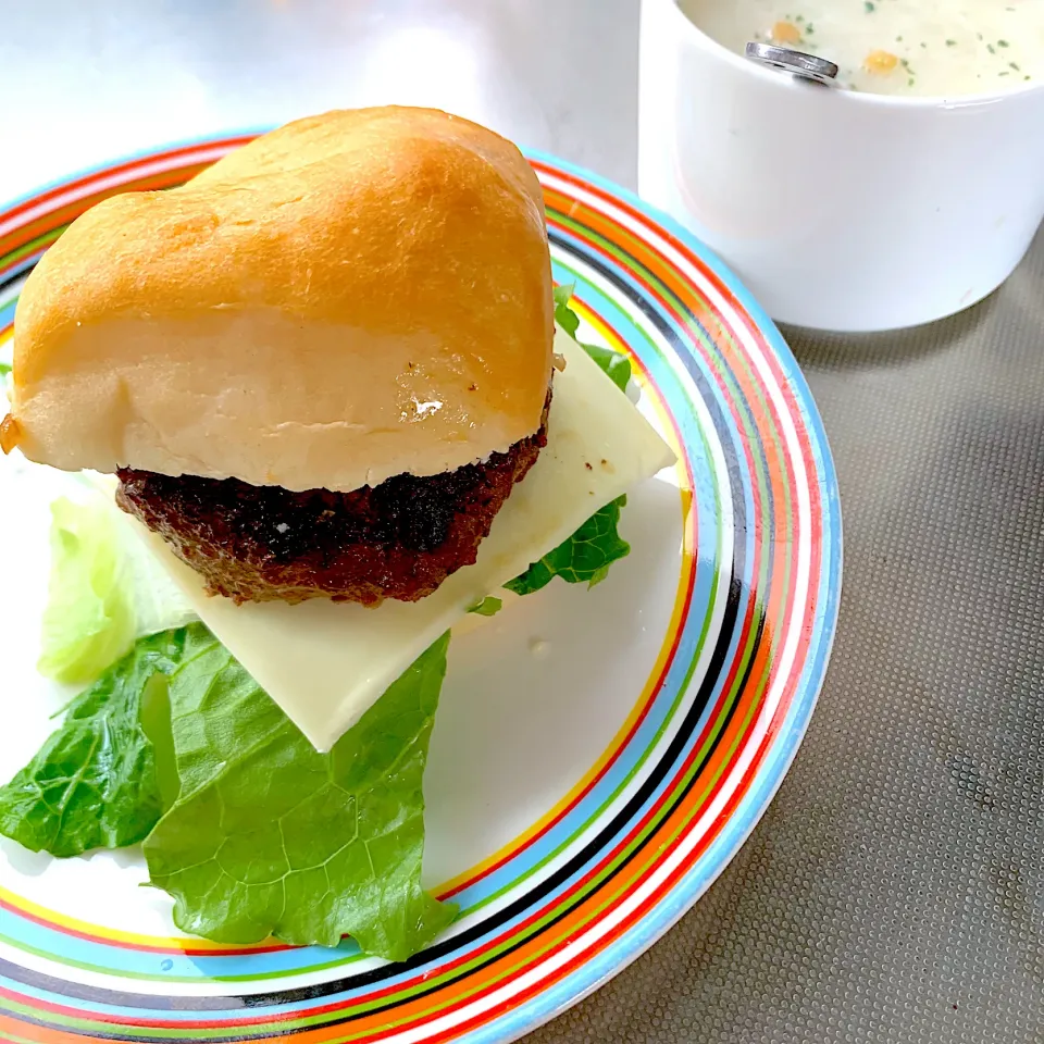 ☆コストコ☆マスカルポーネロールバーガー🍔|ゆきっちさん