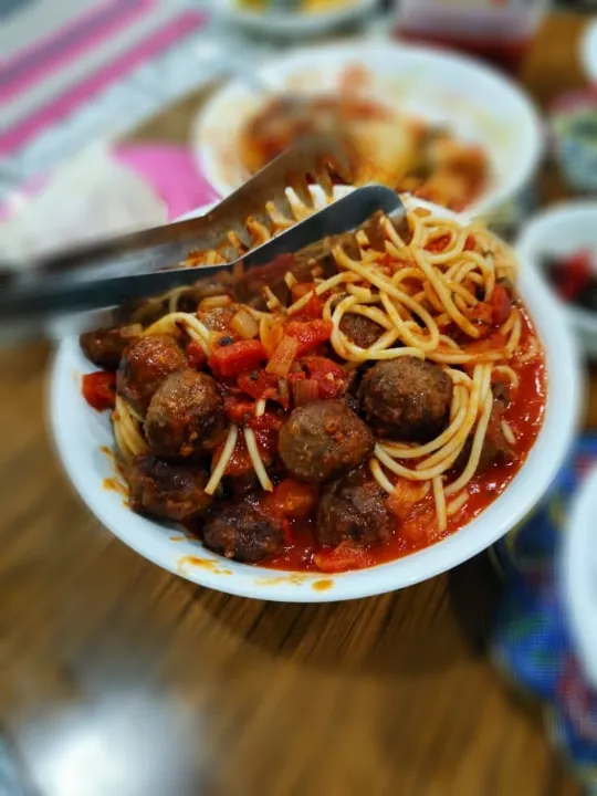 Snapdishの料理写真:Spaghetti Meatball|Nerine by Eisyaramlanさん