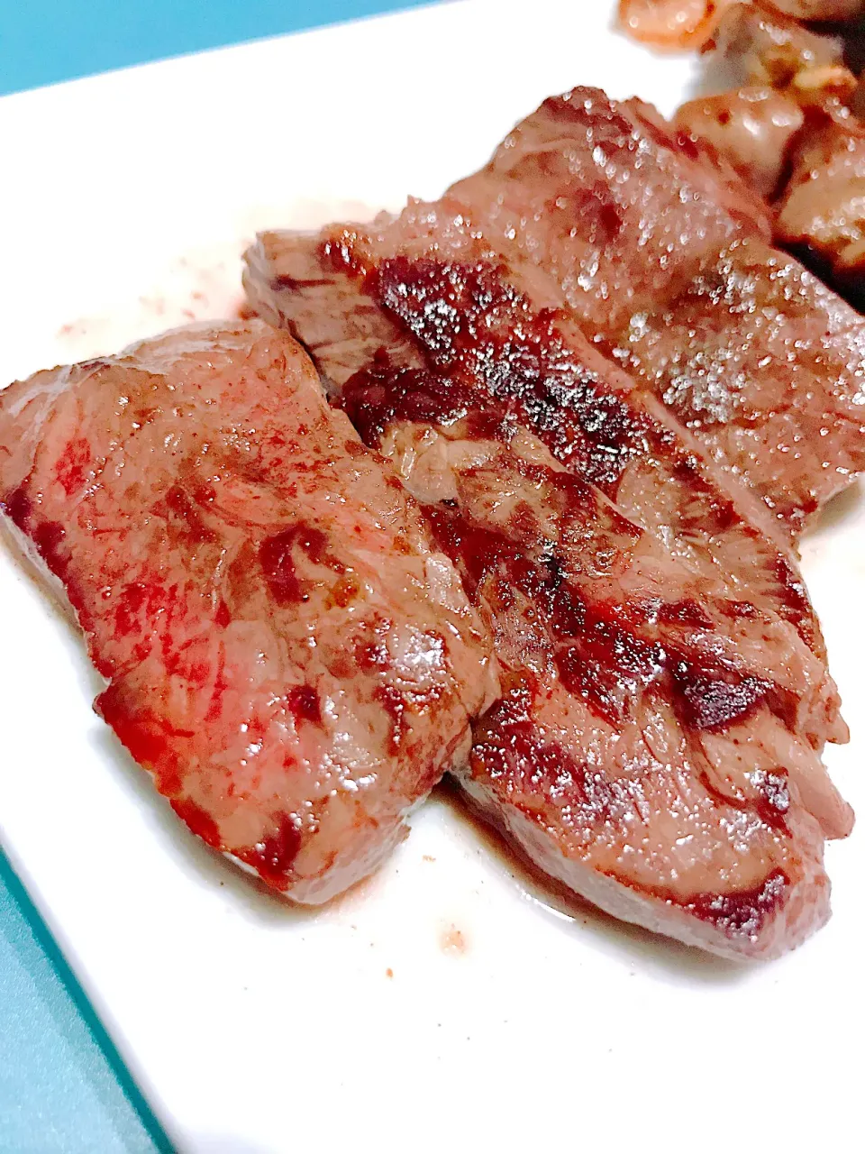 お肉食べたいだけの肉まつり(･∀･)アンガス牛のステーキ(･∀･)付け合せもない肉まつり‪w|舞さん