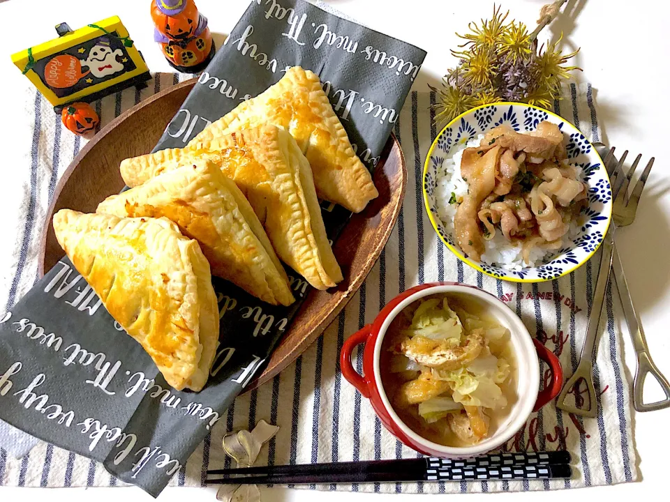 ミートパイ、白菜と油揚げの煮浸し、豚丼|syamさん