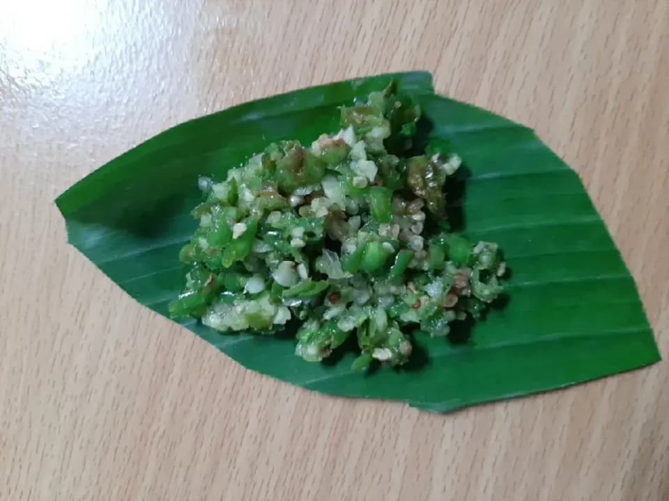 sambal ijo|Waroeng Penyet Cindelarasさん