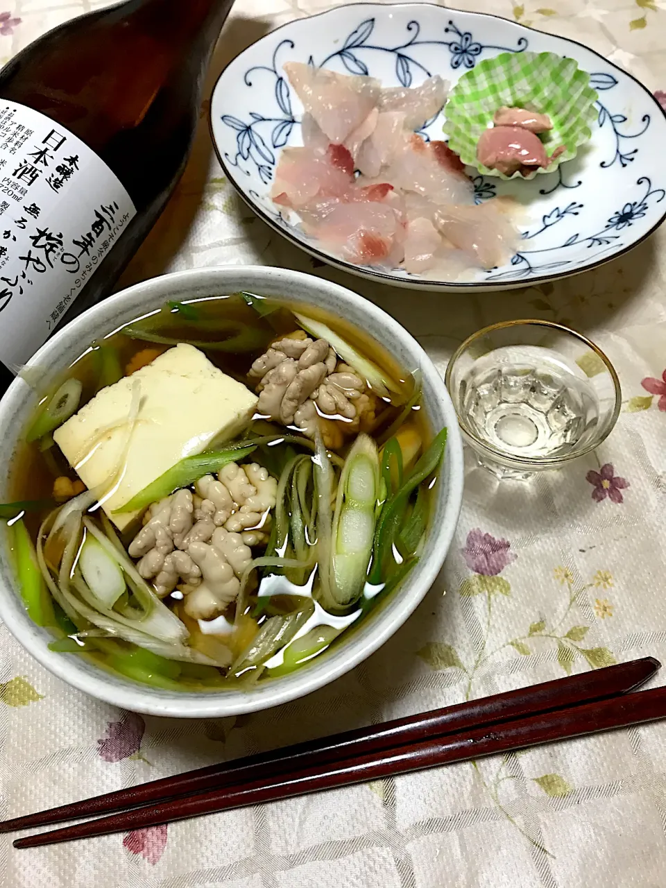 真鱈白子のお吸い物とカワハギの刺身(キモ添え)|つるひめさん