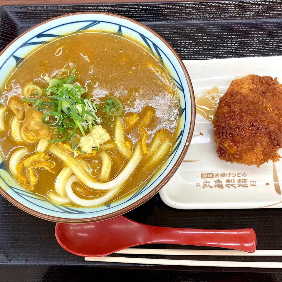 カレーうどんとコロッケ|akkoさん