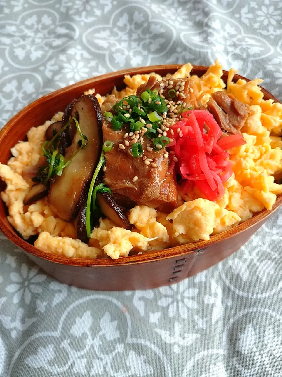 ズボラ弁当 角煮丼|k-tanさん