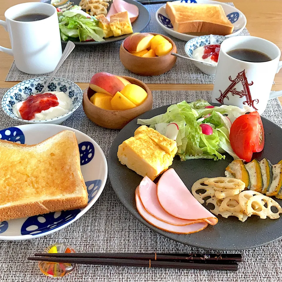 朝昼兼食|ツインうさぎさん