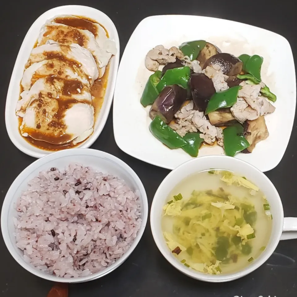 Snapdishの料理写真:茄子と豚肉のオイスターソース炒め|Yukiさん