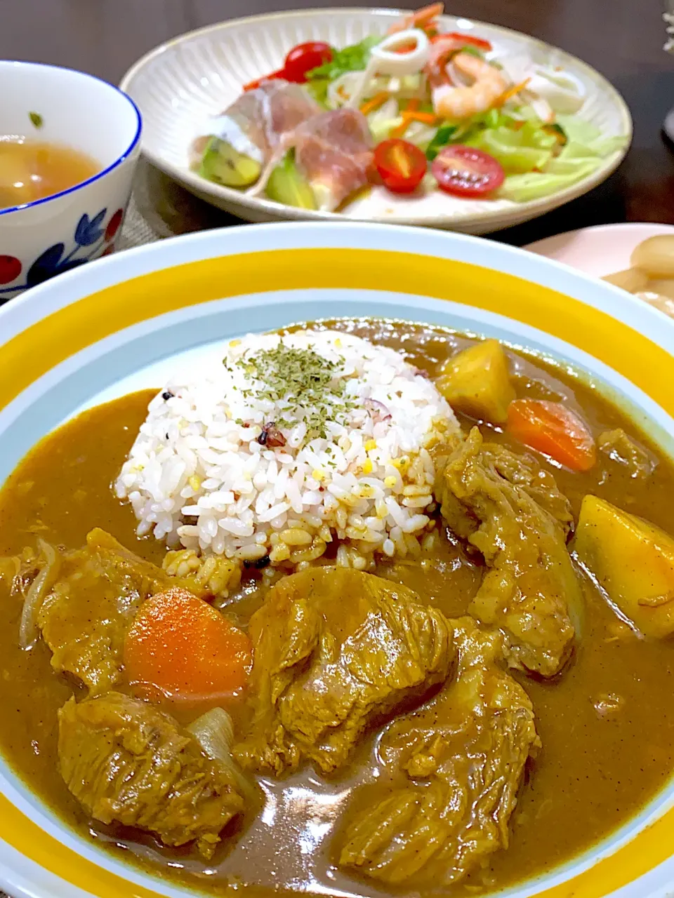 Snapdishの料理写真:トロトロ牛すじカレー🍛|minaさん