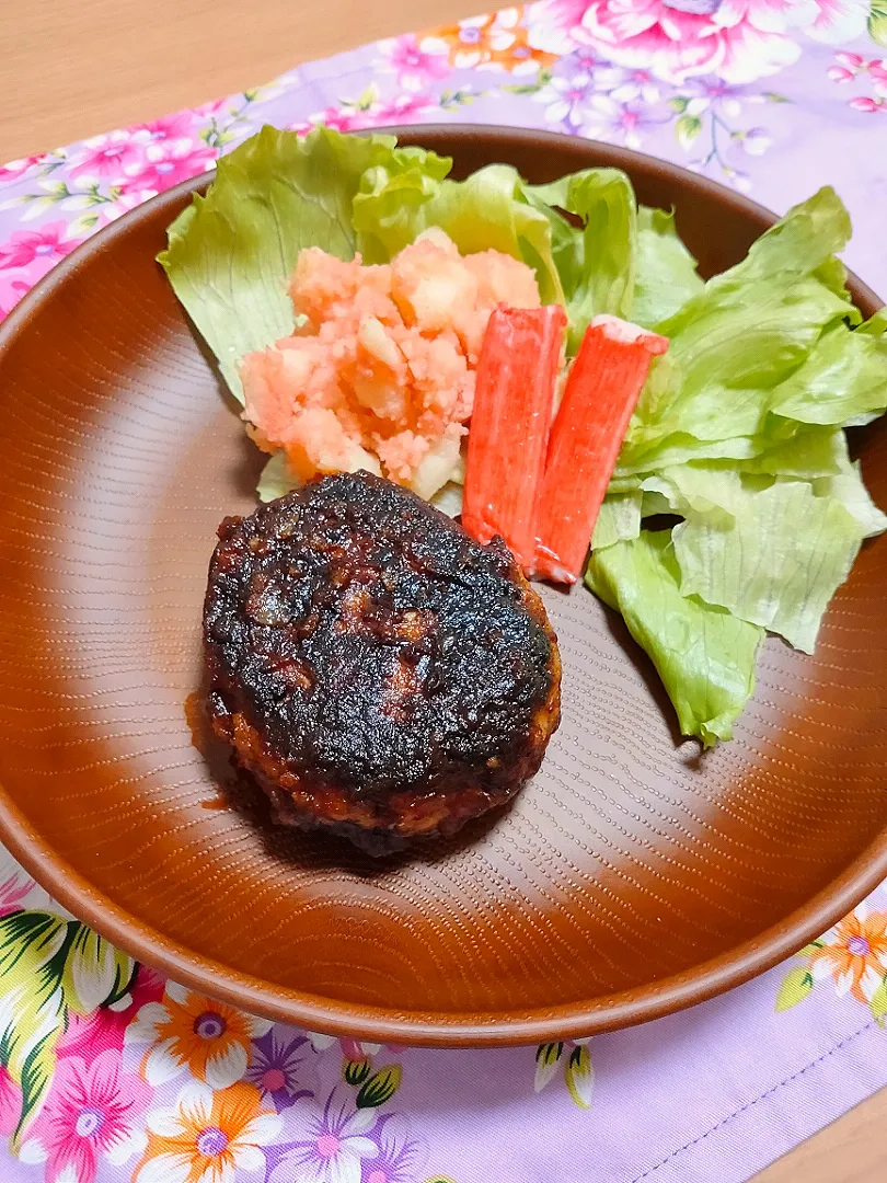 Dinner タラモサラダとハンバーグ|tamakiさん