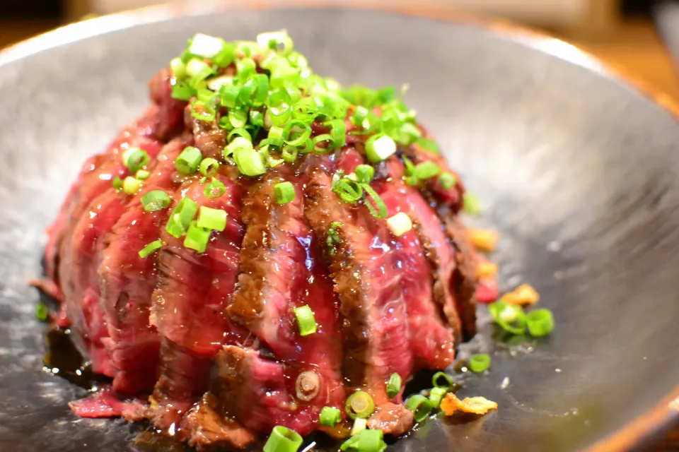 くに美のステーキ丼🥩|Makigelinaさん