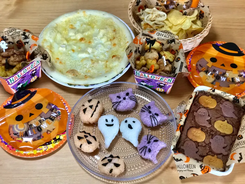 子ども達のお楽しみハロウィンパーティーのごはん👻🎃🍭🍬🍪👻|てんのすけさん