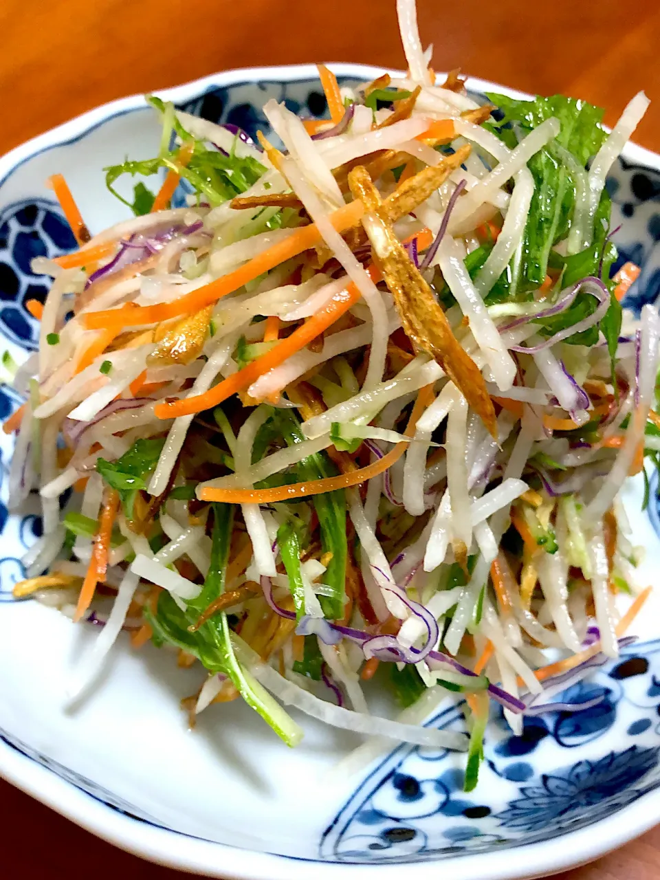 カリカリ揚げごぼうの和風サラダ🥗|みゆきさん