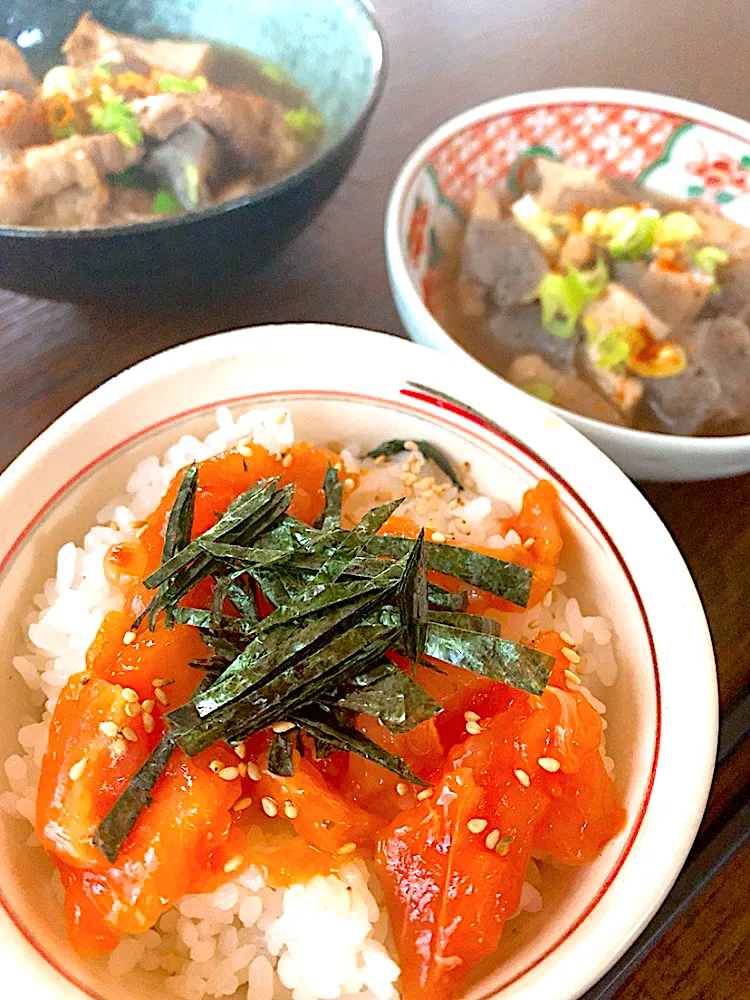 鮭とイクラの醤油漬け丼（ルイベ漬け丼）|mari ぱんさん