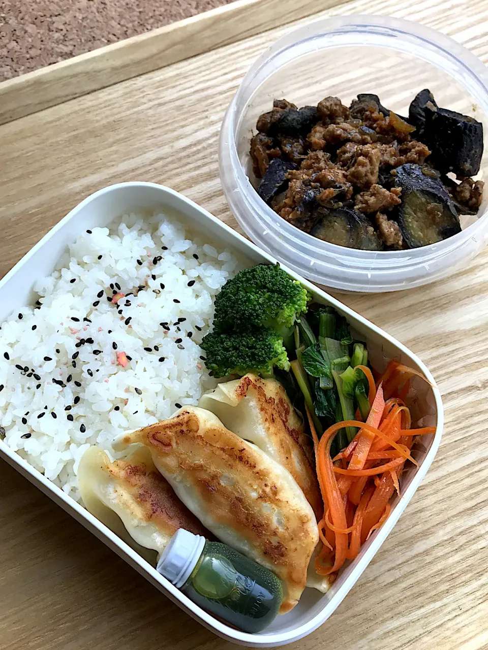 Snapdishの料理写真:麻婆茄子弁当|二キィさん