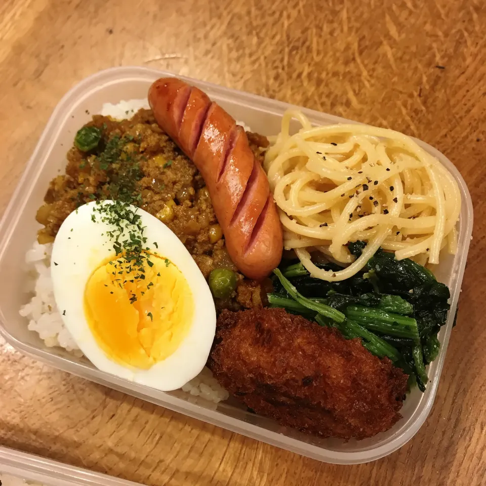 Snapdishの料理写真:息子弁当10月29日|hatabowwyomeさん