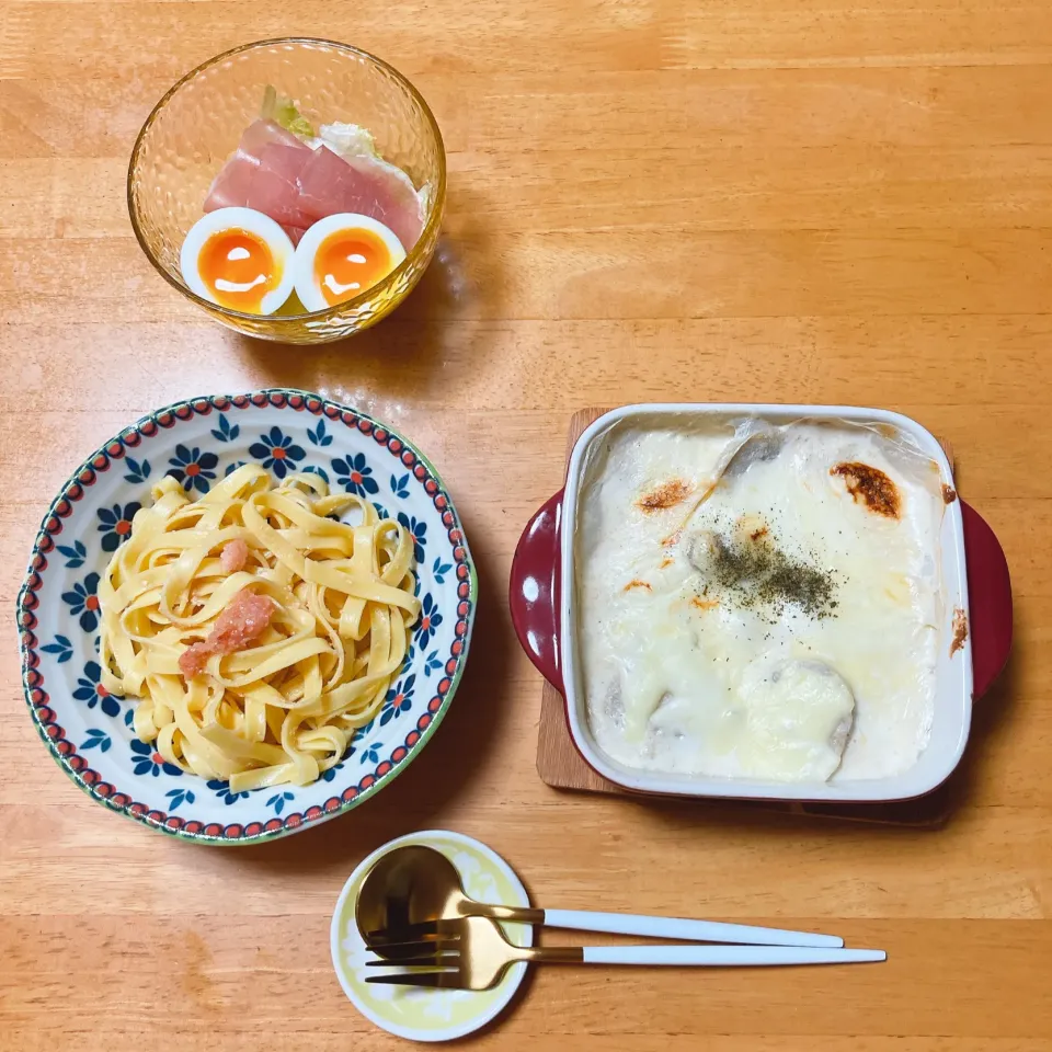 里芋グラタンと明太子しょうゆバターのパスタ🍝|ちゃみこさん