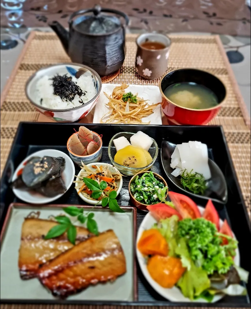 わが家の朝ごはん🍚|こまちさん