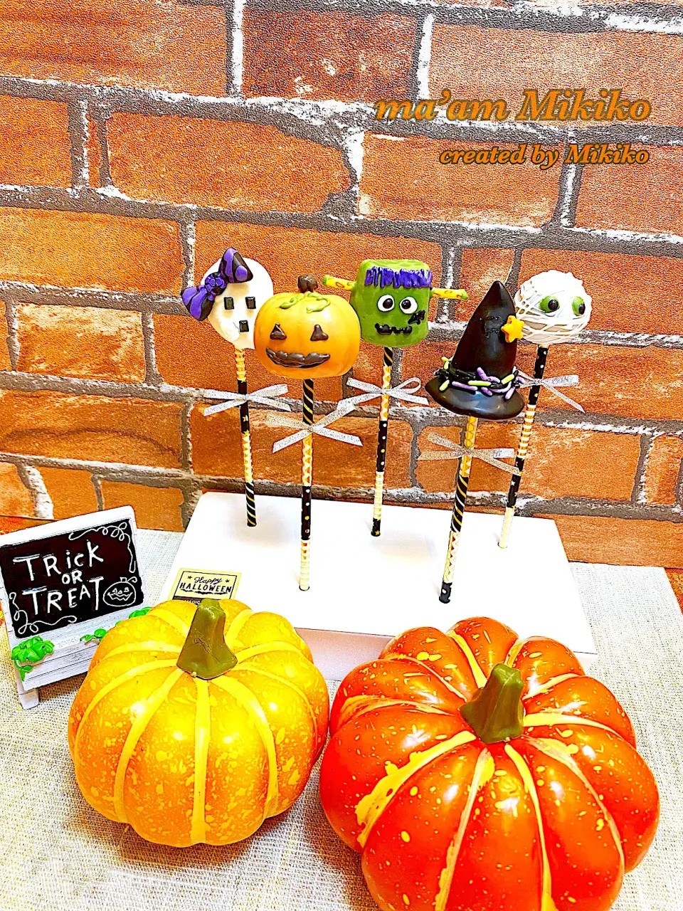 Snapdishの料理写真:Halloween cake pops🎃|マダァムMikikoさん