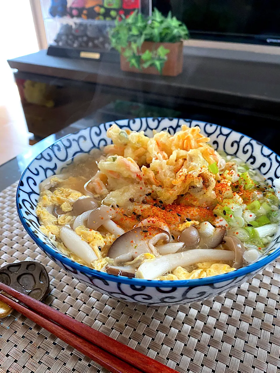 ゆかりさんの料理 きのこの卵とじうどん🍄|ゆかりさん