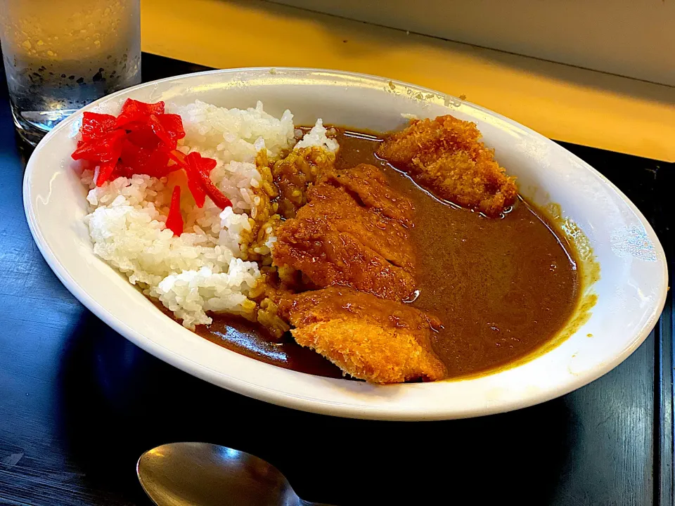 金曜日はカレーの日|にゃあ（芸名）さん