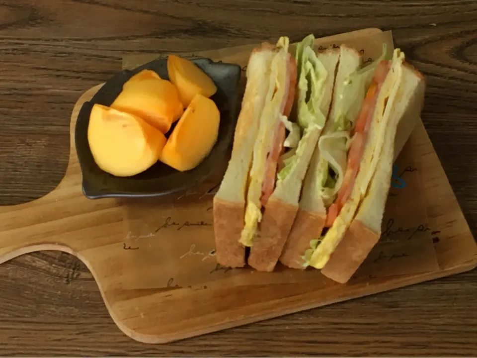 アメリカンクラブハウスサンド風〜朝食|チムニーさん