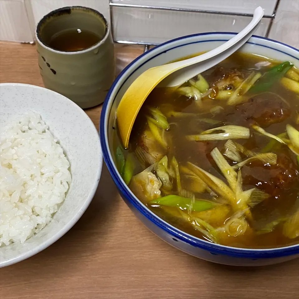 カツカレーうどん|Morito Kamiyaさん