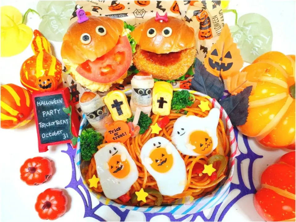 今日はHalloween🎃👻🍭
ナポリタン ロールパンサンド弁当♥️|taruto⭐️さん