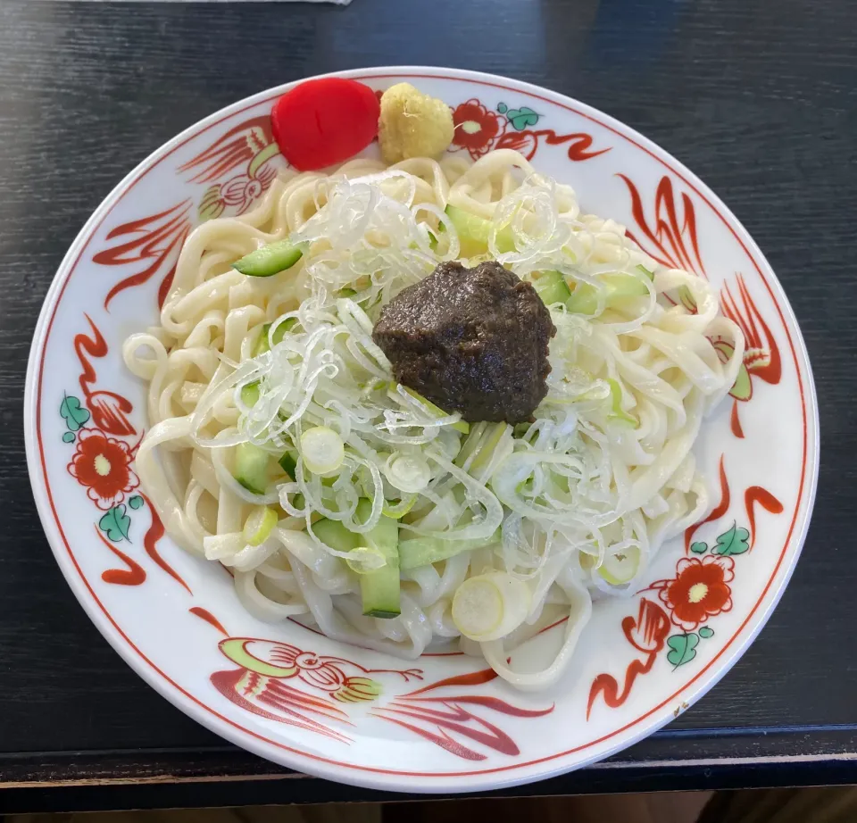 盛岡ちーたん「ジャージャー麺」|ばくあんしゃさん