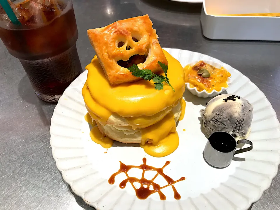 パンプキンパンケーキ　ハロウィンバージョン|マハロ菊池さん