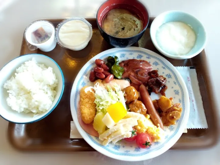 北海道 美瑛
白金温泉宿の朝食バイキング|akopeko ◡̈⋆さん