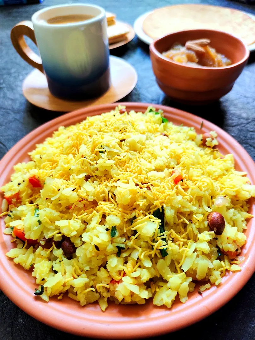 morning breakfast...
Poha tea😋|pammiさん