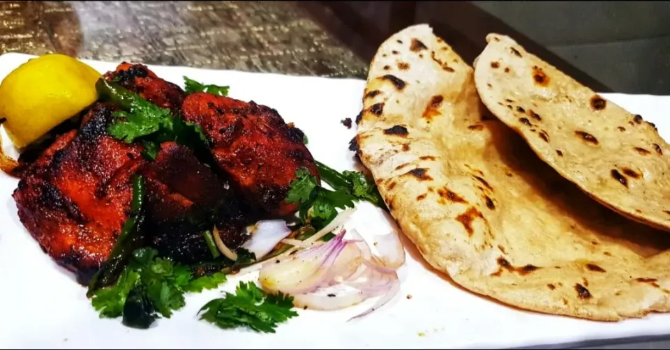 Dhaba Style Tandoori chicken 🐔|_breadandbutterrr_さん