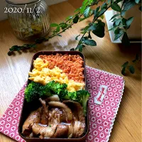 Snapdishの料理写真:兄さん弁当♪三食丼〜