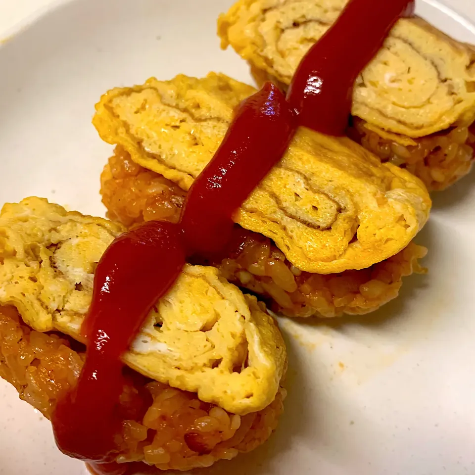 弁当の残り　卵焼きで　オムライス寿司風|あささん