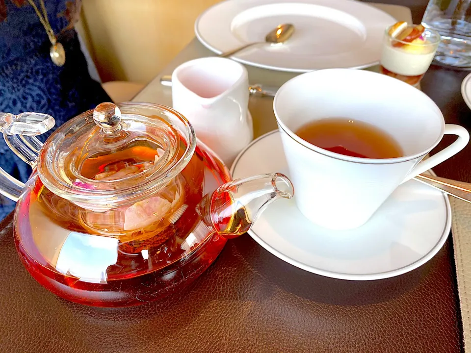 Snapdishの料理写真:Keemun rose tea|skyblueさん