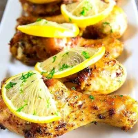 Snapdishの料理写真:grilled lemon drumsticks