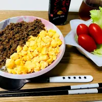 Snapdishの料理写真:そぼろ丼|ゆきさん