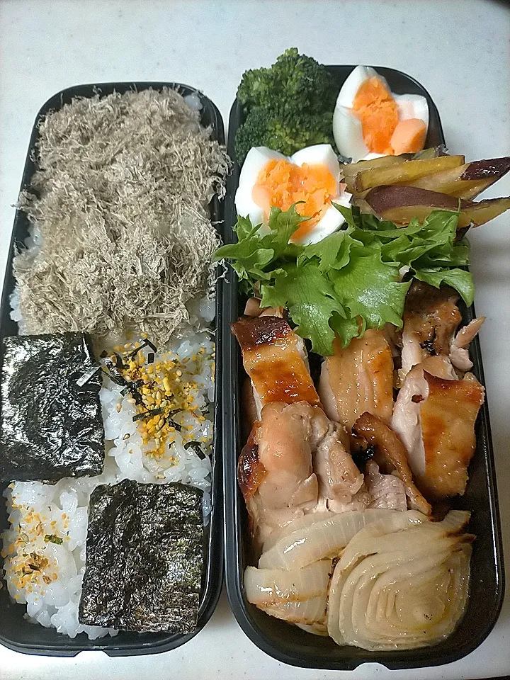 鶏肉、玉ねぎグリルにおまかせ焼き(^^)弁当|芽亜里さん