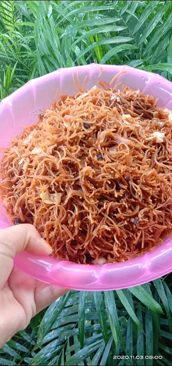 Snapdishの料理写真:Mihun goreng Mommy|Leen Jm Rubaimahさん