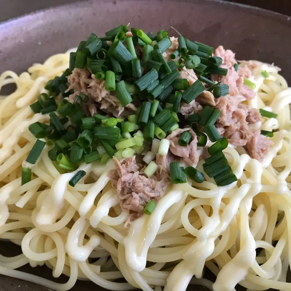 Snapdishの料理写真:ツナマヨポン酢パスタ|sanaeさん