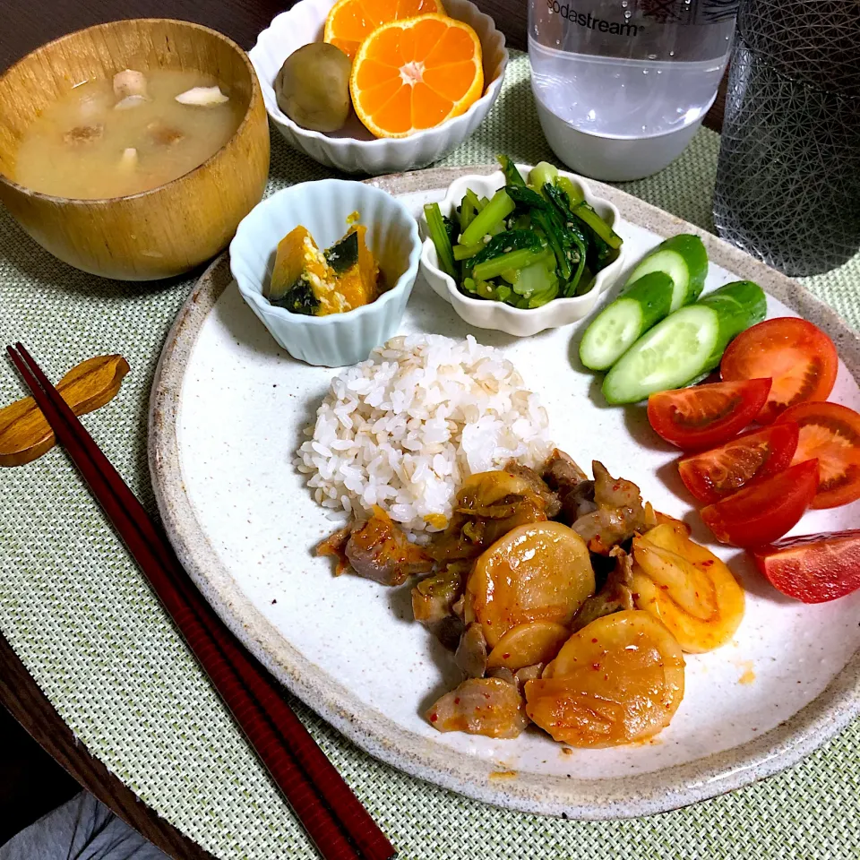 Snapdishの料理写真:11/3晩ご飯：砂ずりとカブのキムチ炒め|ななみんさん