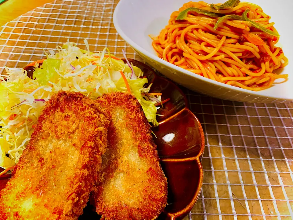 牛肉コロッケ&ミートスパゲッティ🍝|ao_nekoさん