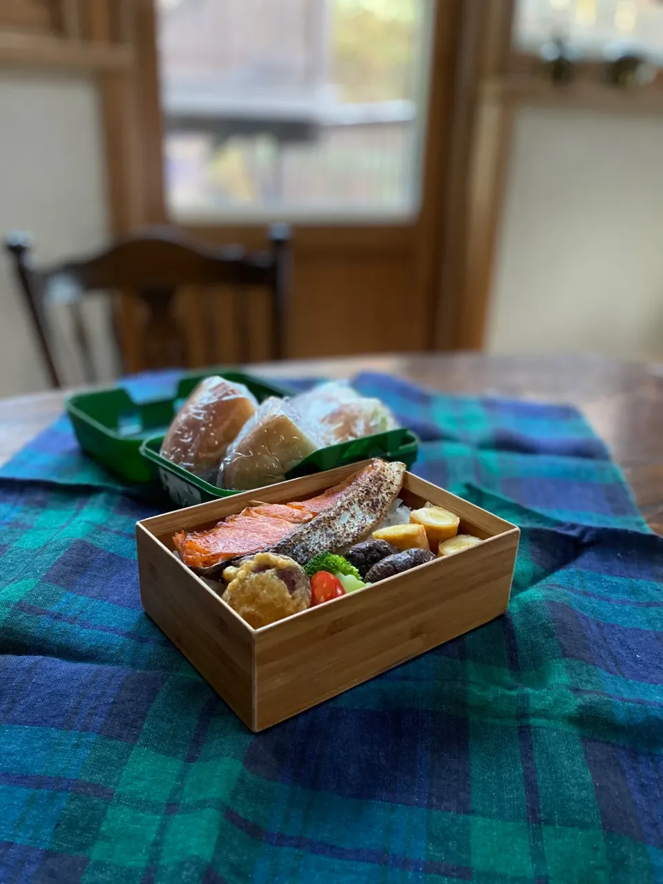 おじ弁…焼き鮭お弁当🙋🏻‍♀️|カンカンさん